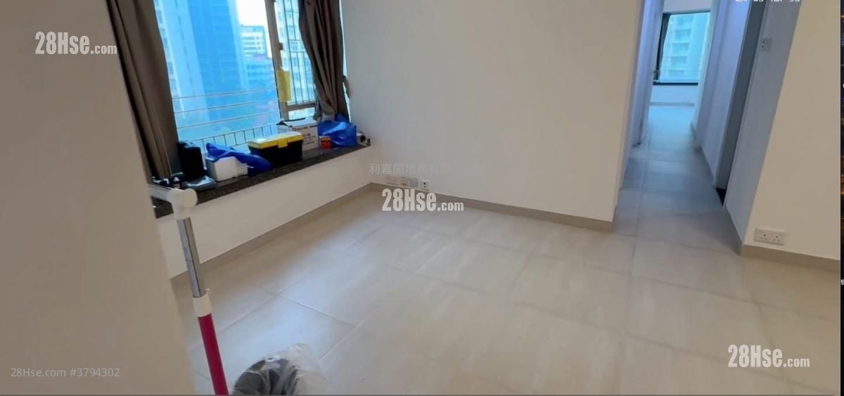 La Cite Noble Sell 3 Bedrooms 644 ft²