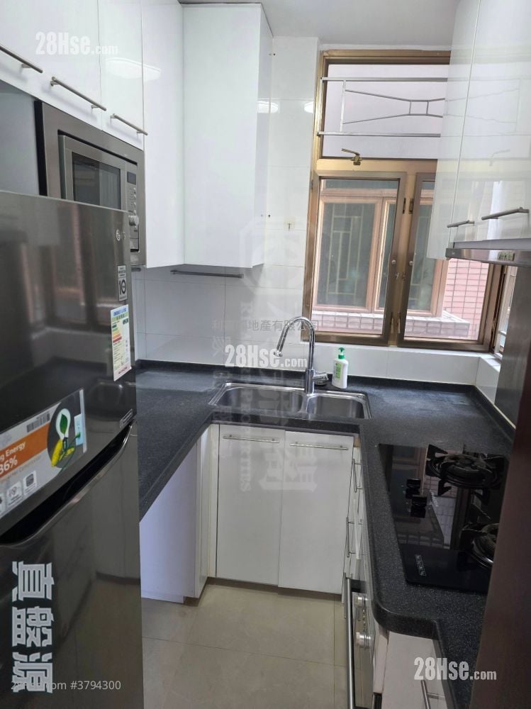 Classical Gardens Rental 1 Bathroom 626 ft²