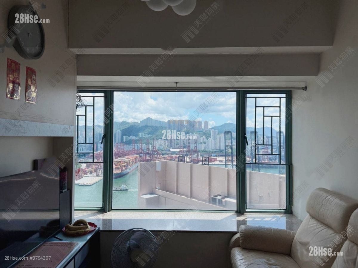 Rambler Crest Sell 2 Bedrooms 451 ft²