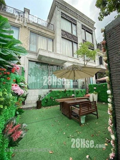 La Mansion Sell 5+ Bedrooms , 3 Bathrooms 1,589 ft²