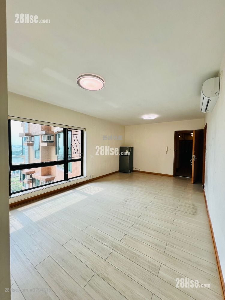 Aegean Coast Rental 4 Bedrooms , 3 Bathrooms 811 ft²