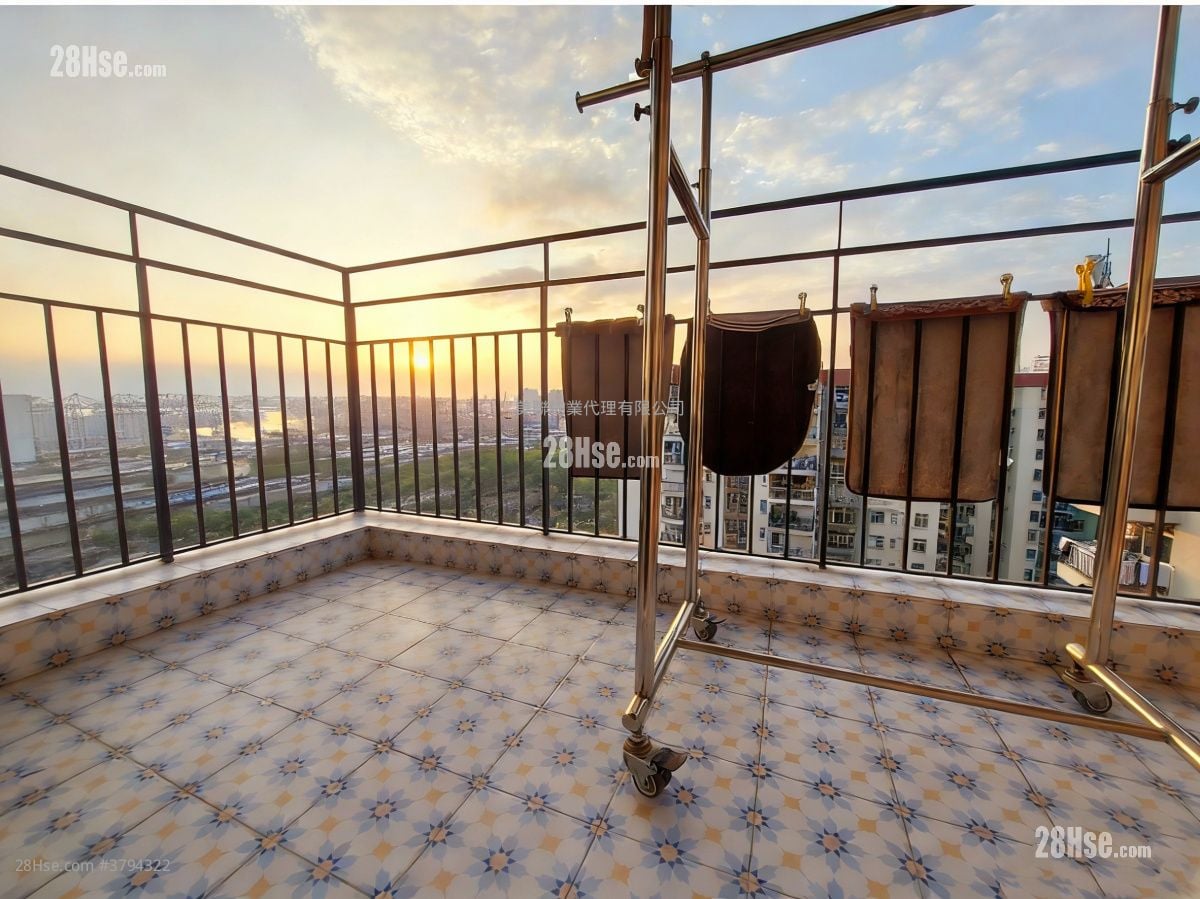 美孚新邨 售盘 3 房 , 2 浴室 947 平方尺