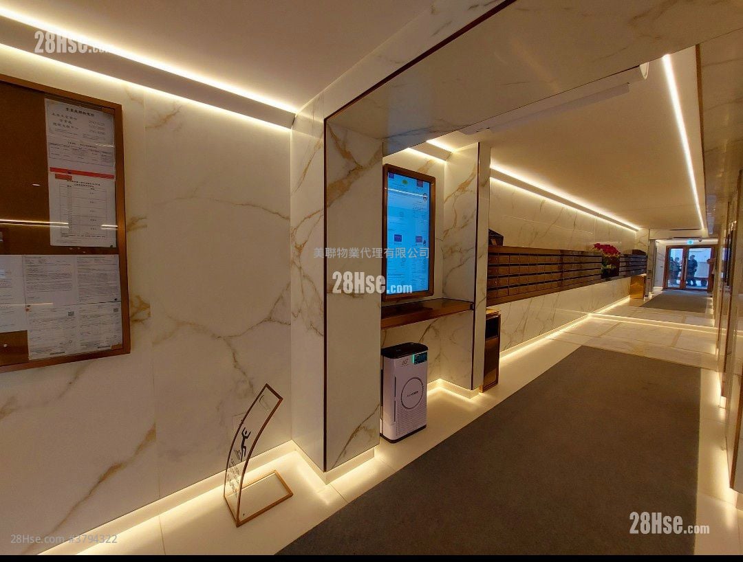 美孚新邨 售盘 3 房 , 2 浴室 947 平方尺