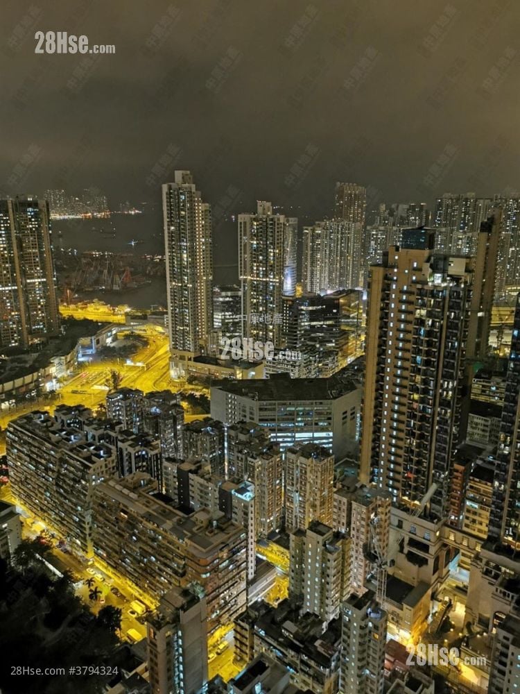 形品星寓 售盘 3 房 , 2 浴室 717 平方尺