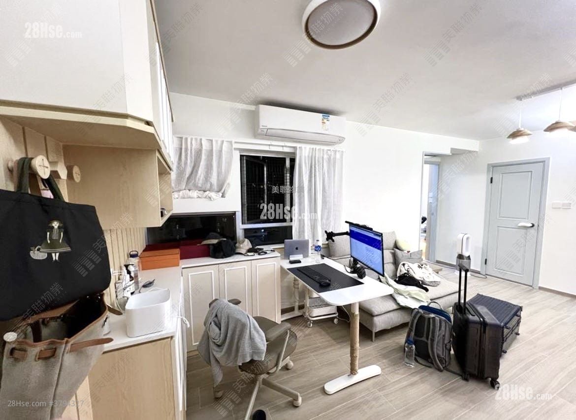 Serene Garden Sell 2 Bedrooms , 1 Bathroom 431 ft²