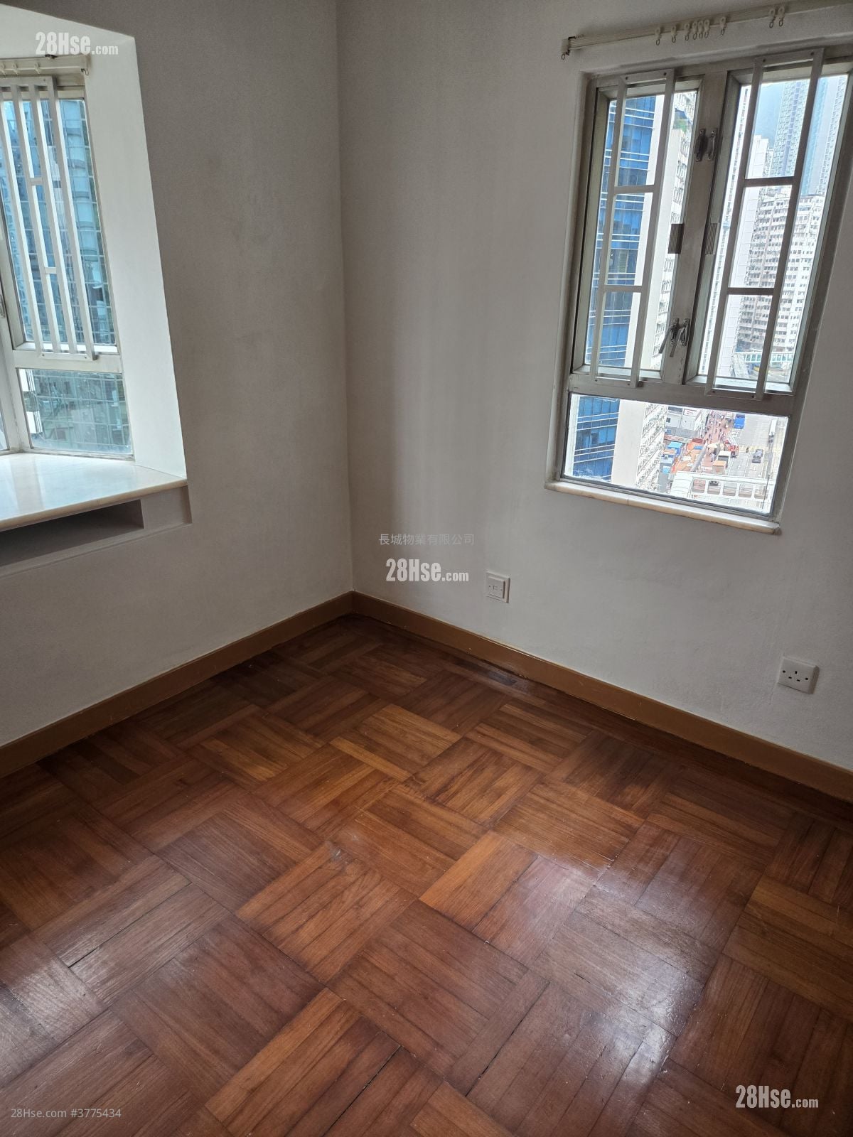 华信花园 租盘 2 房 , 1 浴室 427 平方尺