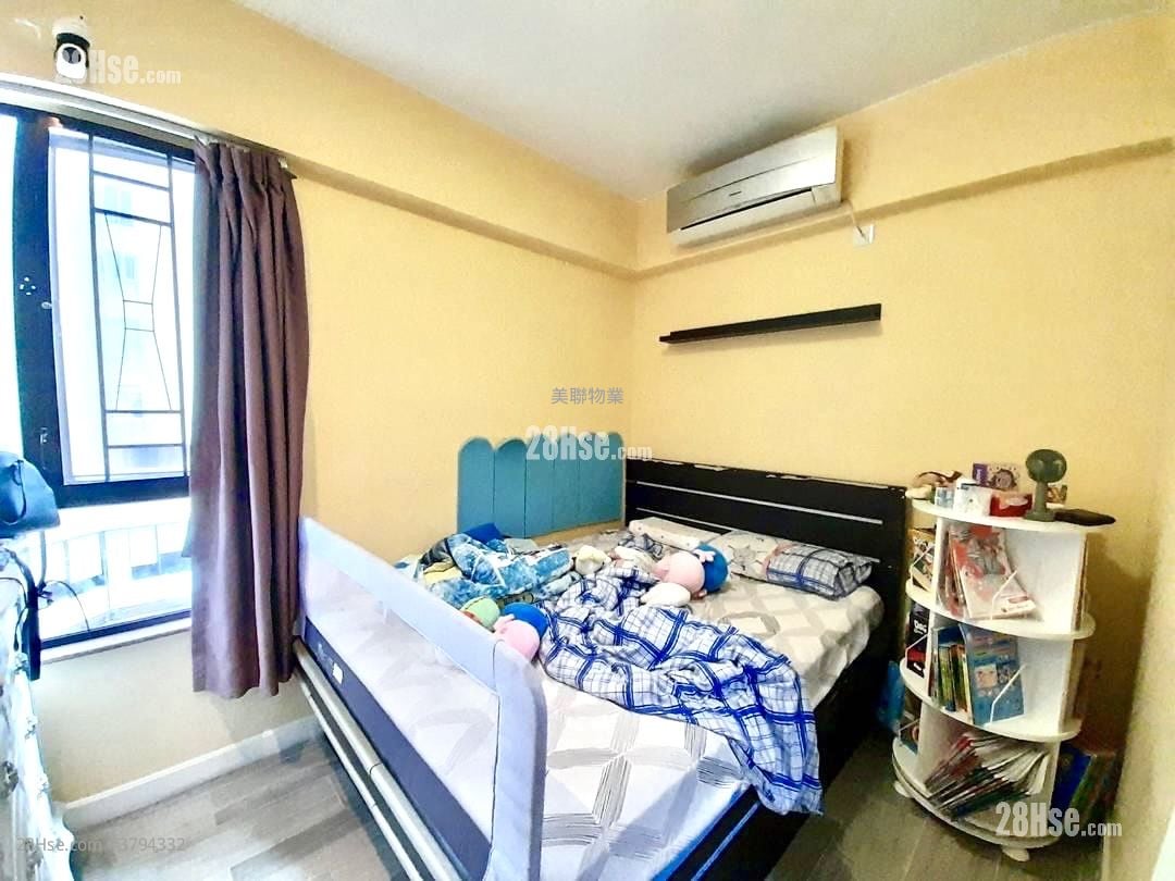Tsing Yi Garden Sell 3 Bedrooms , 2 Bathrooms 547 ft²