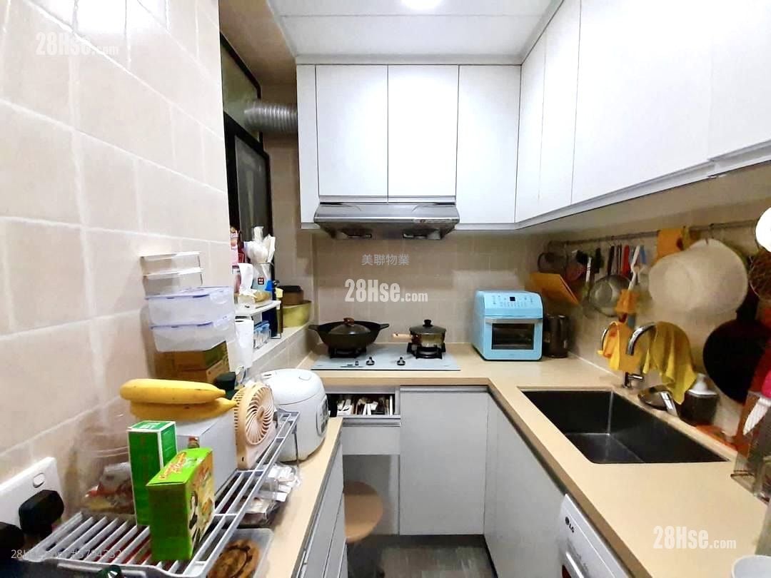 Tsing Yi Garden Sell 3 Bedrooms , 2 Bathrooms 547 ft²