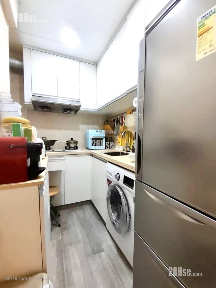 Tsing Yi Garden Sell 3 Bedrooms , 2 Bathrooms 547 ft²