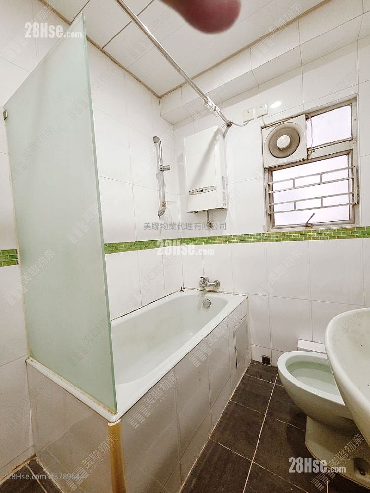 伟景花园 售盘 2 房 , 1 浴室 550 平方尺