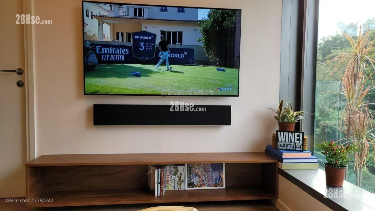 Homantin Hillside Sell 1 Bedroom , 1 Bathroom 369 ft²