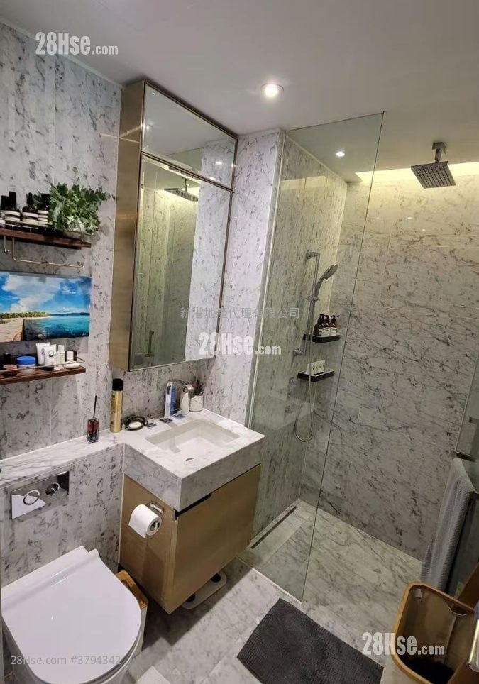 Homantin Hillside Sell 1 Bedroom , 1 Bathroom 369 ft²