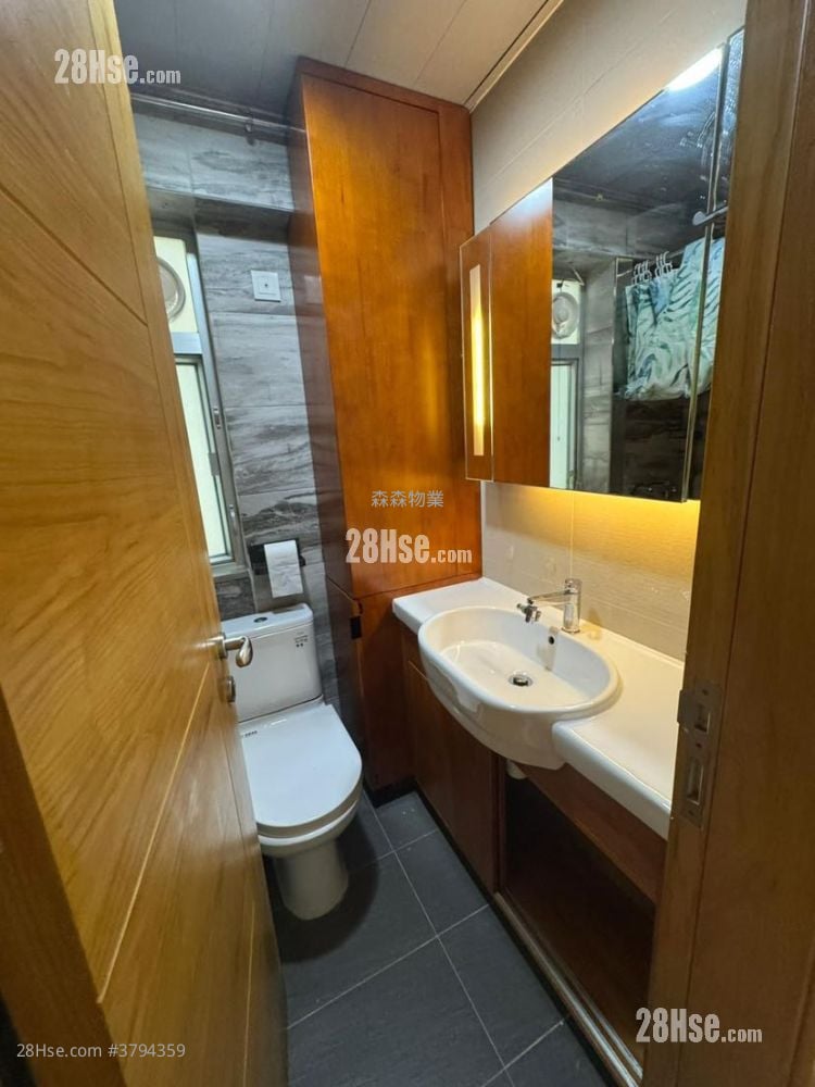 康山花园 租盘 3 房 , 1 浴室 592 平方尺