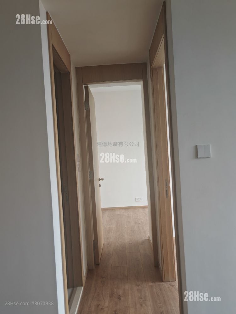 The Aperture Rental 2 Bedrooms , 1 Bathroom 498 ft²