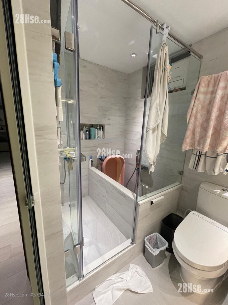 Taikoo Shing Rental 4 Bedrooms , 1 Bathroom 747 ft²