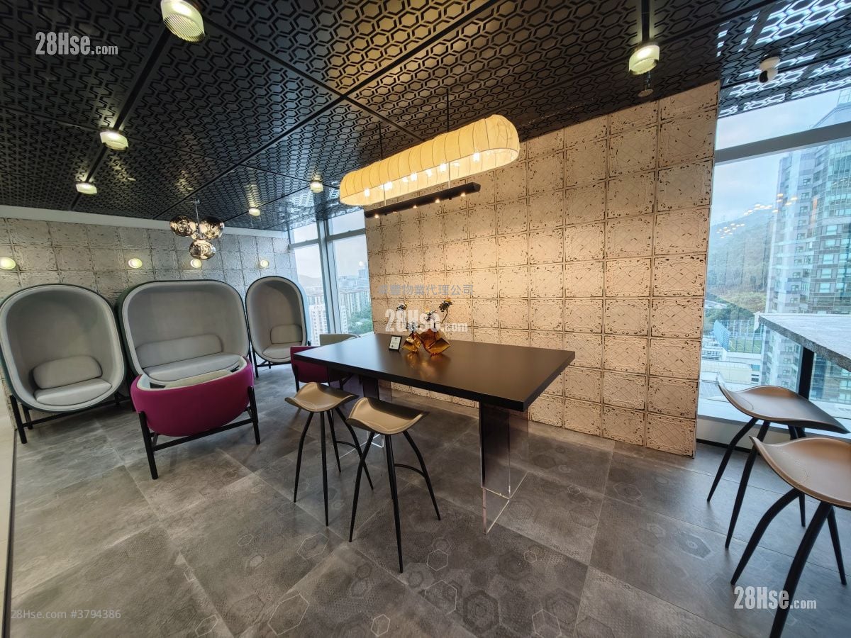 兴迅广场 租盘 开放式间隔 75 平方尺