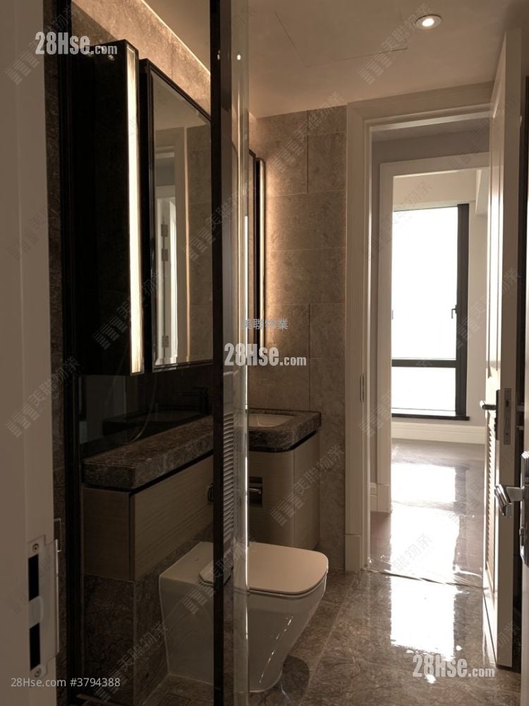 Eden Manor Rental 3 Bedrooms , 2 Bathrooms 967 ft²