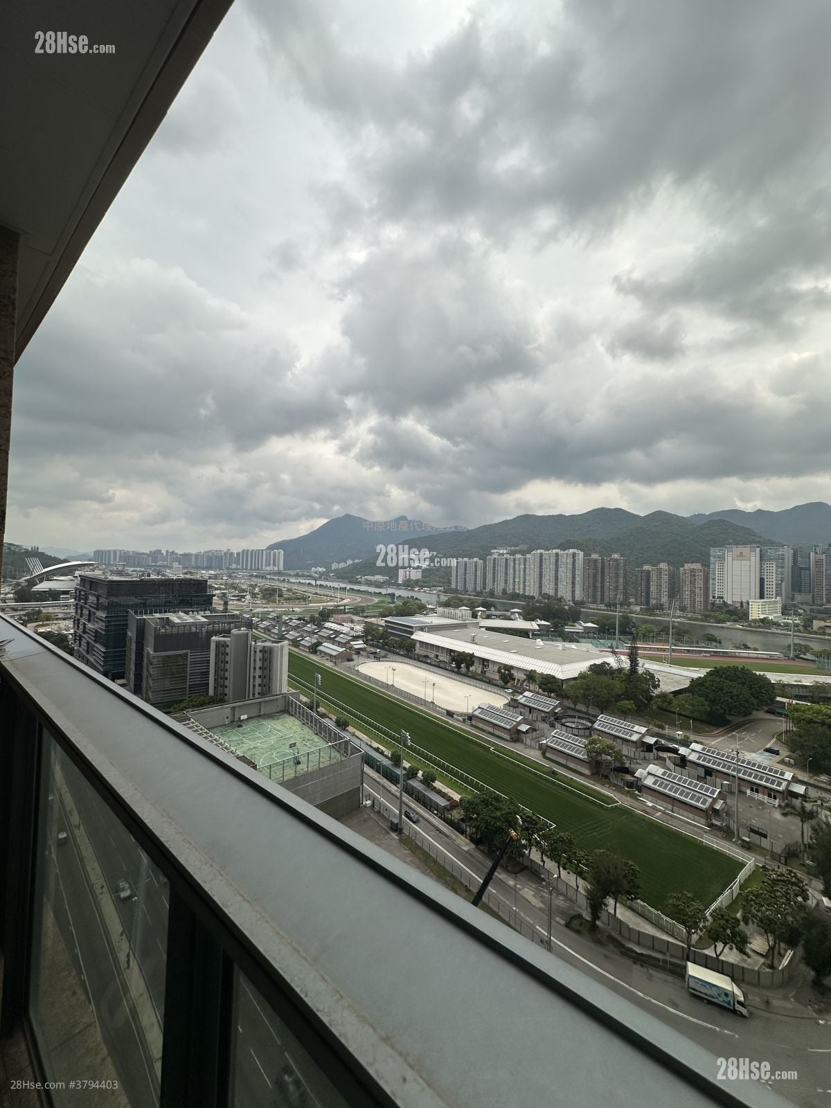 The Palazzo Sell 912 ft²