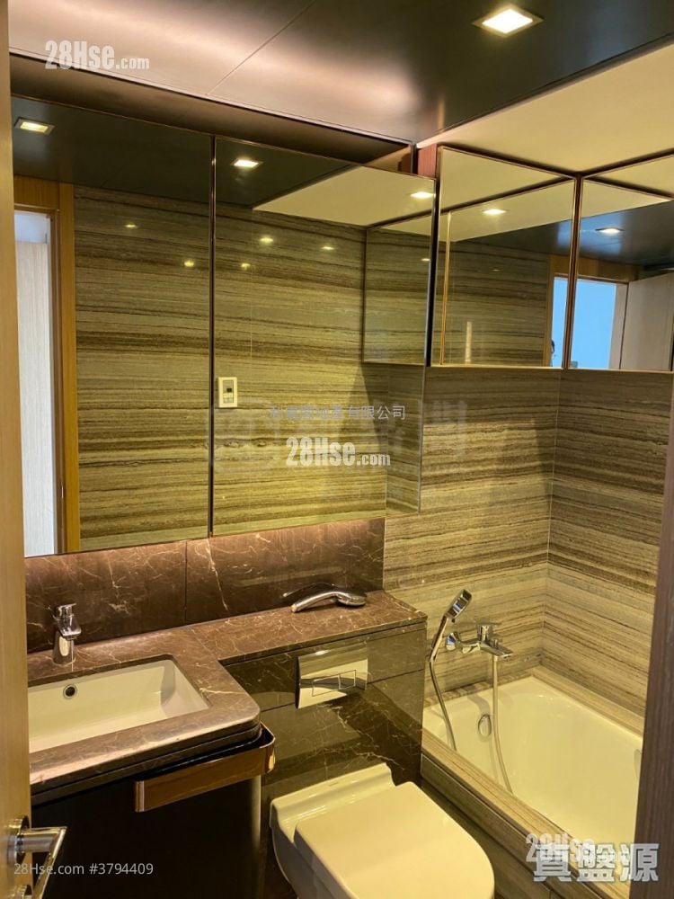 The Wings Rental 3 Bedrooms , 3 Bathrooms 827 ft²