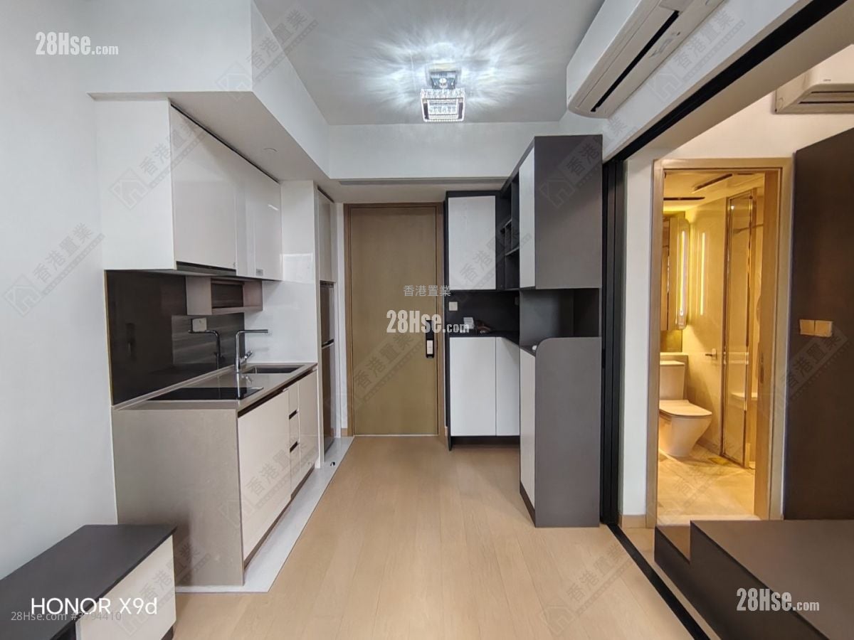 K. Summit Rental 293 ft²