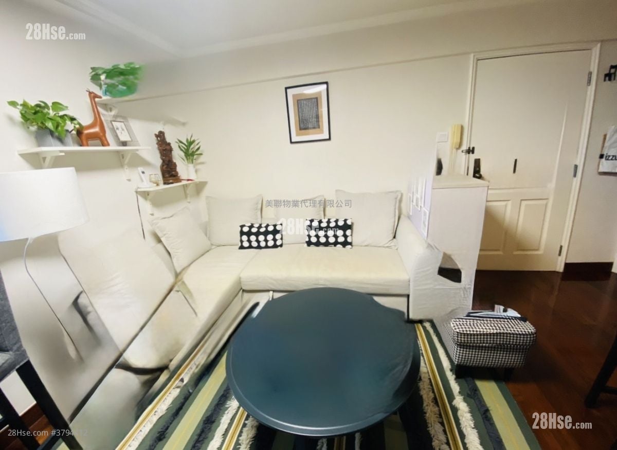 Taikoo Shing Sell 3 Bedrooms , 1 Bathroom 583 ft²