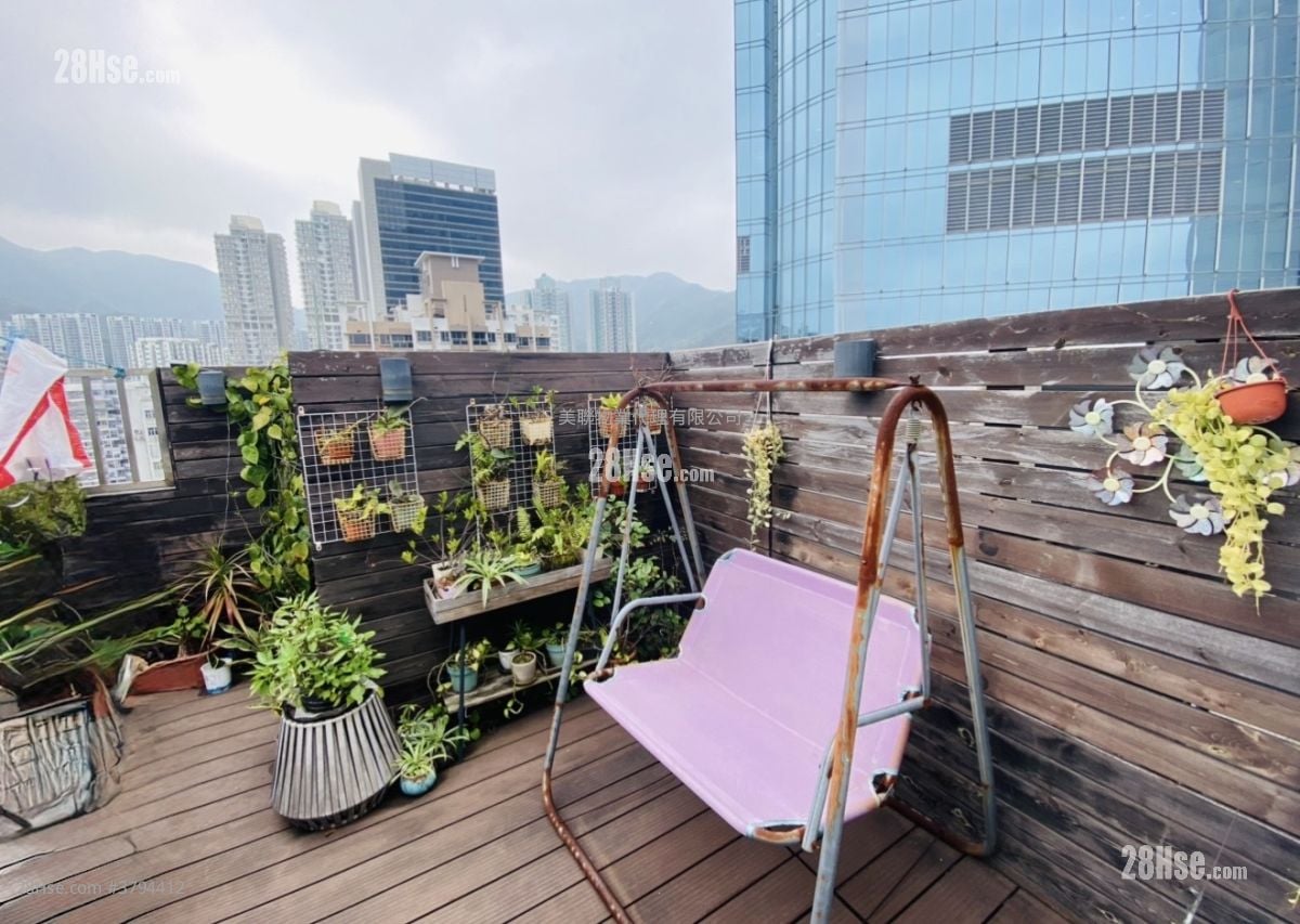 Taikoo Shing Sell 3 Bedrooms , 1 Bathroom 583 ft²