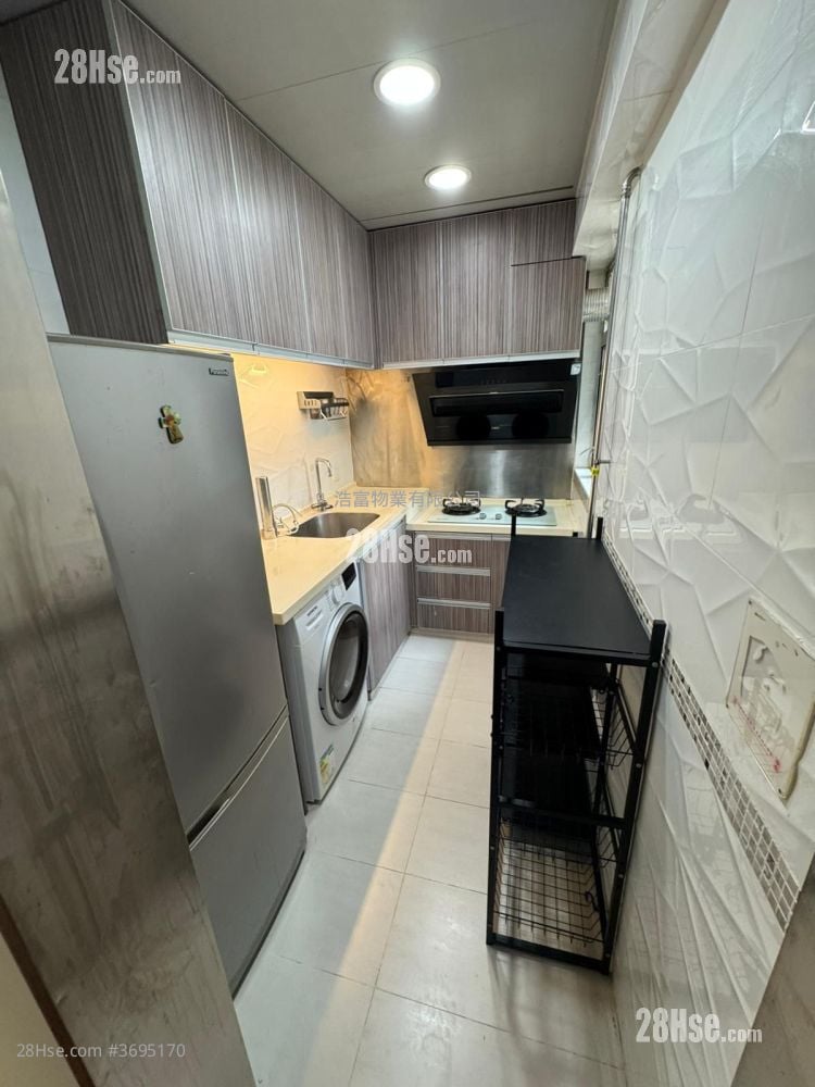 康山花园 租盘 3 房 , 1 浴室 592 平方尺