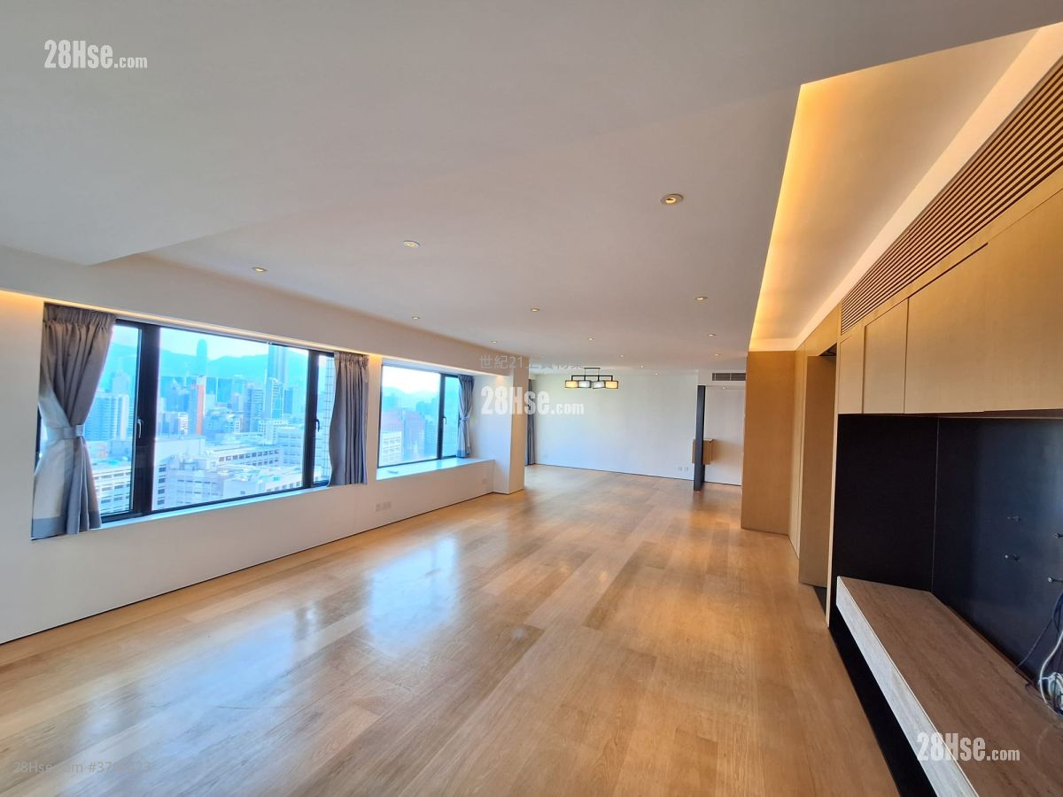 King's Park Villa Sell 4 Bedrooms , 4 Bathrooms 2,090 ft²