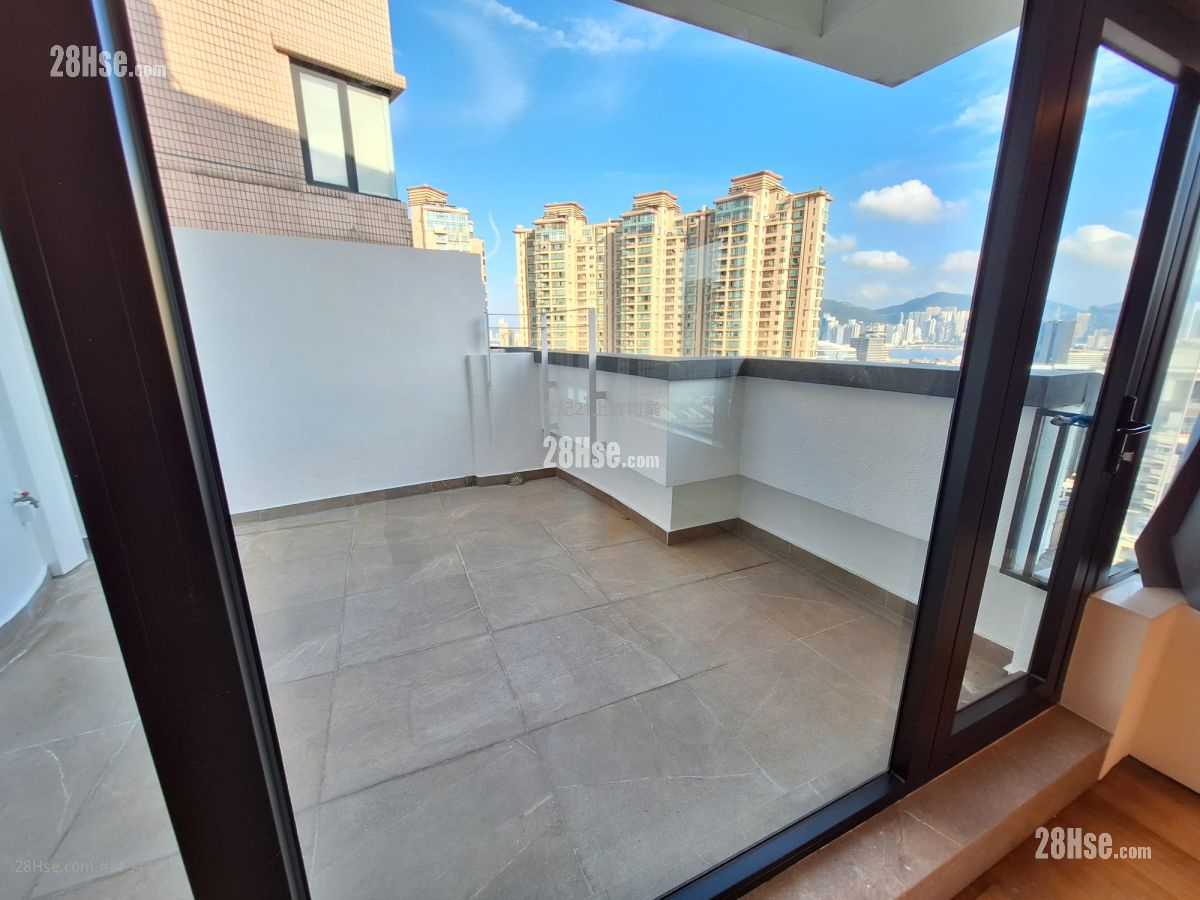 King's Park Villa Sell 4 Bedrooms , 4 Bathrooms 2,090 ft²