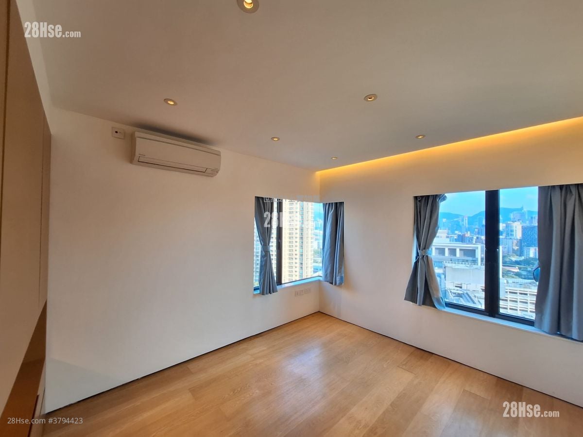 King's Park Villa Sell 4 Bedrooms , 4 Bathrooms 2,090 ft²