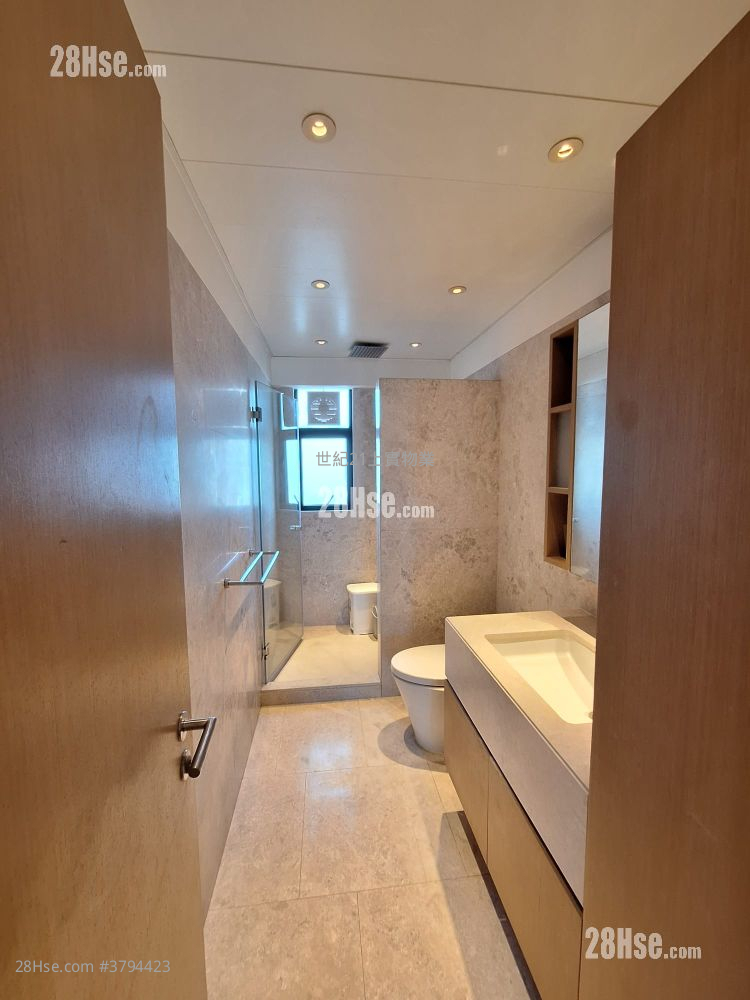 King's Park Villa Sell 4 Bedrooms , 4 Bathrooms 2,090 ft²