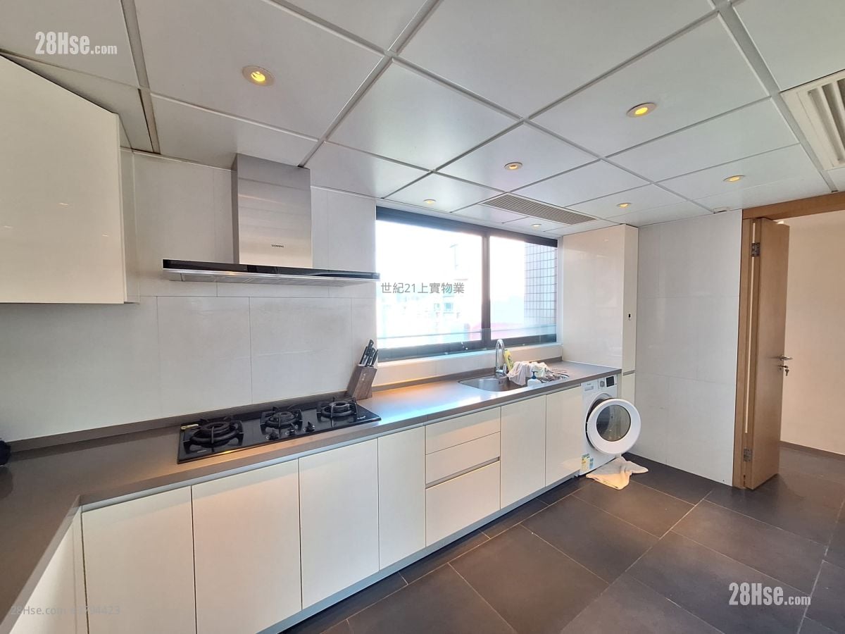 King's Park Villa Sell 4 Bedrooms , 4 Bathrooms 2,090 ft²