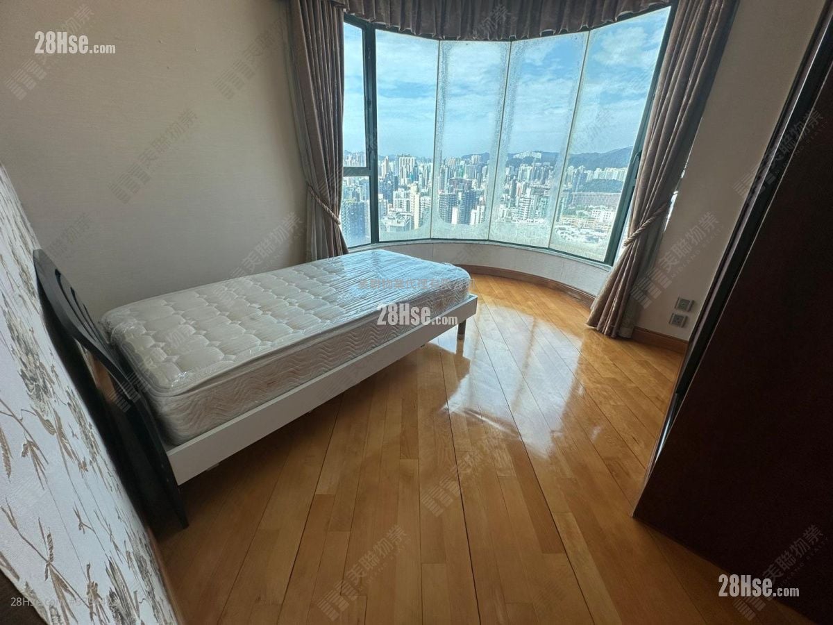 雅利德桦台 售盘 3 房 913 平方尺