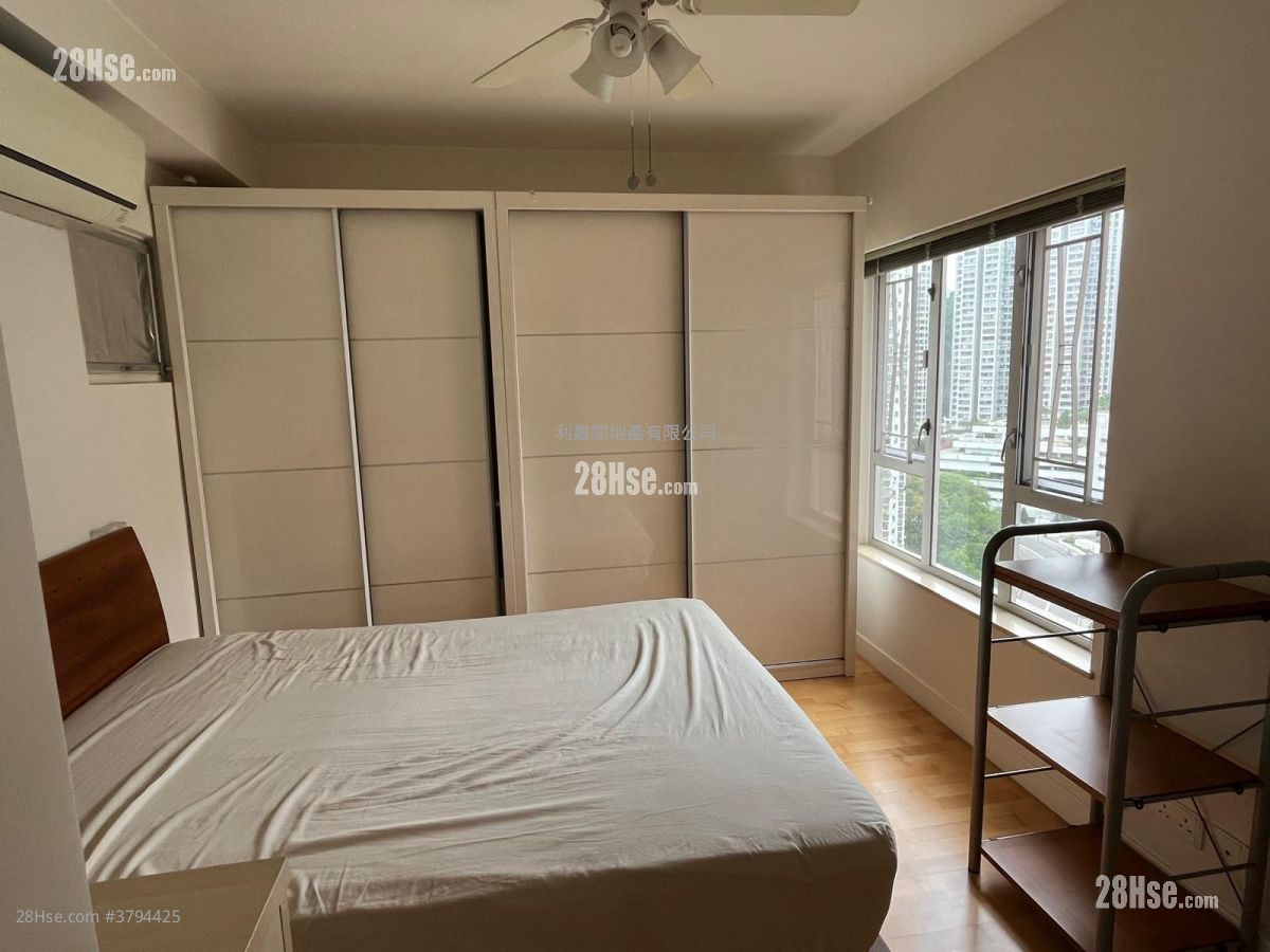 康景花园 售盘 3 房 , 2 浴室 701 平方尺