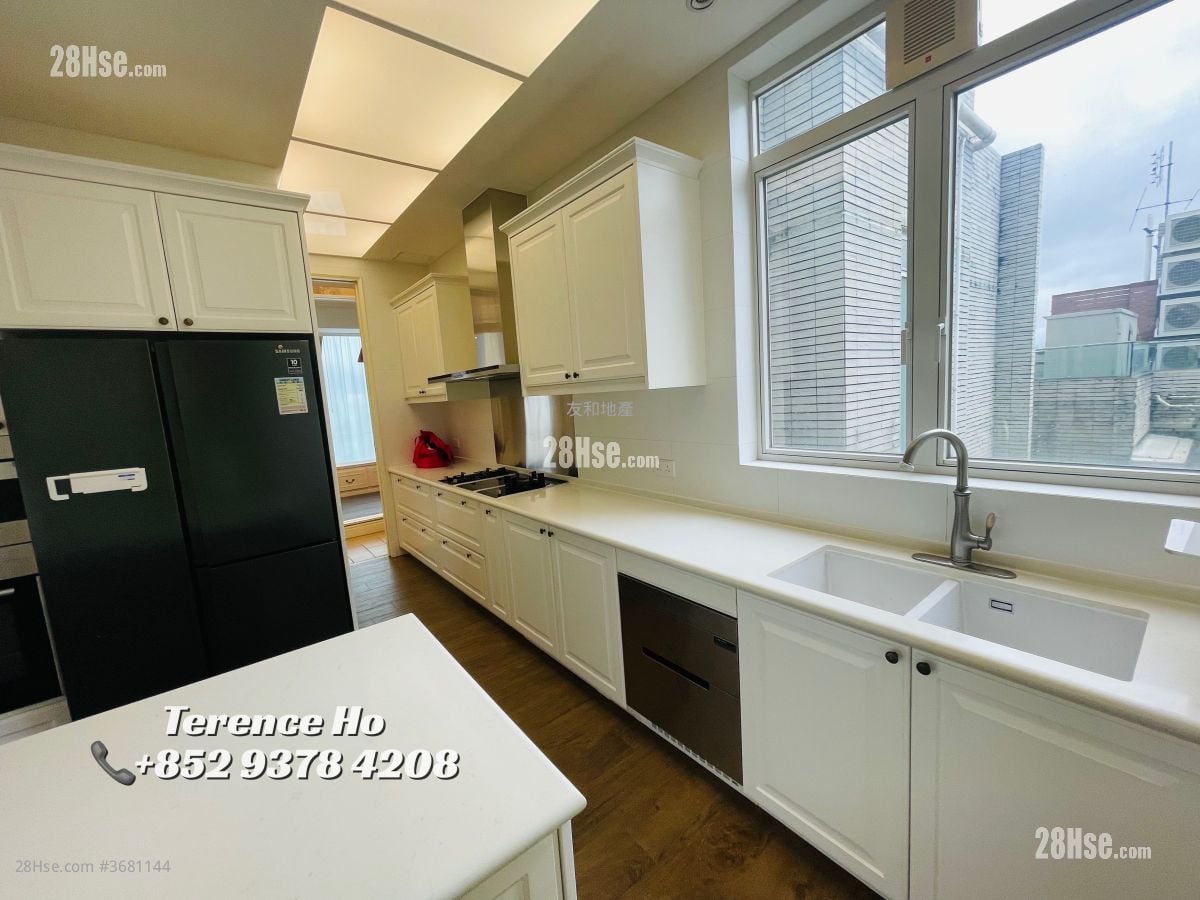 One Beacon Hill Sell 4 Bedrooms , 3 Bathrooms 1,887 ft²