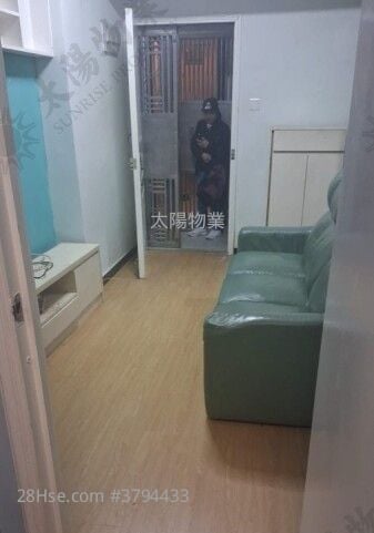 黄埔唐楼 售盘 2 房 284 平方尺