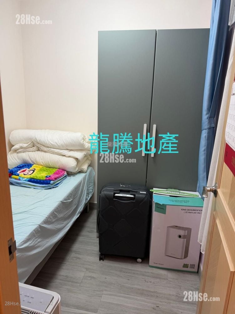 Shan Lai Court Sell 3 Bedrooms , 1 Bathroom 447 ft²