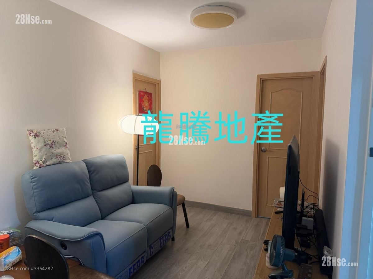 Shan Lai Court Sell 3 Bedrooms , 1 Bathroom 447 ft²