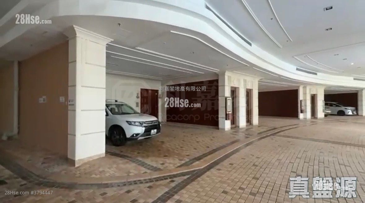 毕架山峰 售盘 4 房 2,638 平方尺