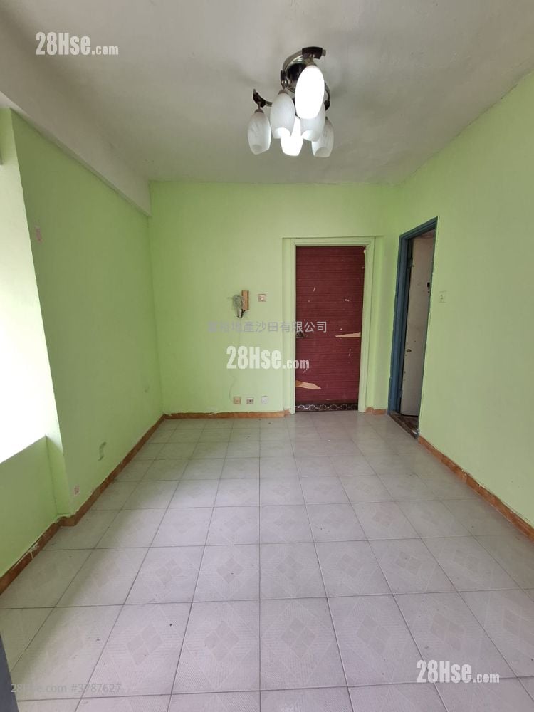 Golden Lion Garden Sell 2 Bedrooms , 1 Bathroom 285 ft²