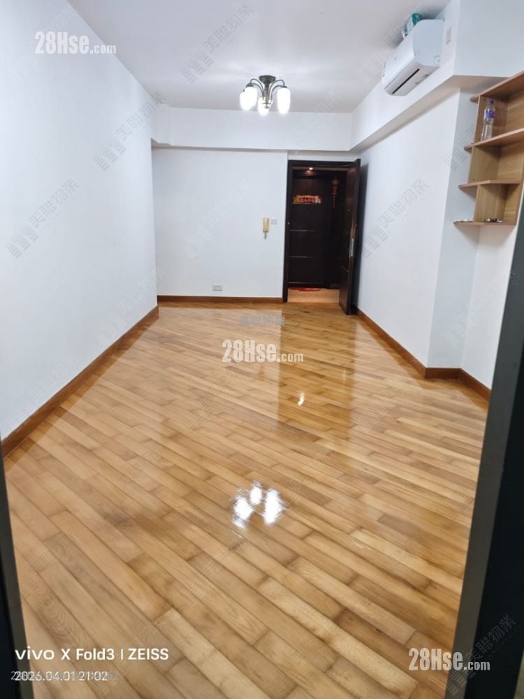 Kingston Lodge Rental 3 Bedrooms , 2 Bathrooms 786 ft²