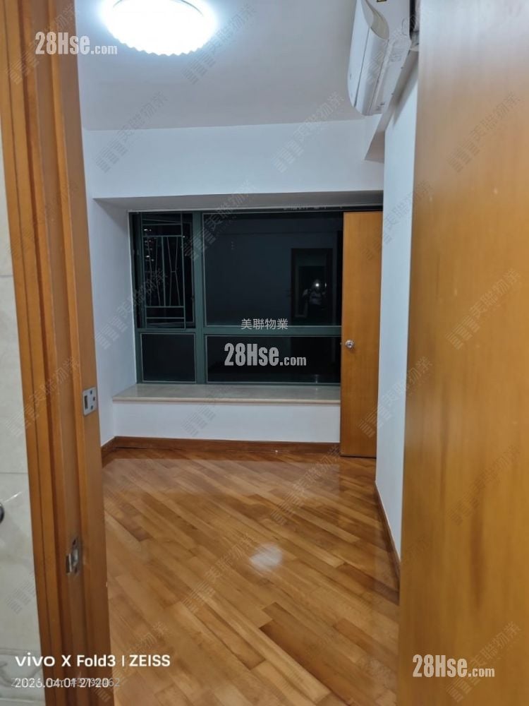 Kingston Lodge Rental 3 Bedrooms , 2 Bathrooms 786 ft²