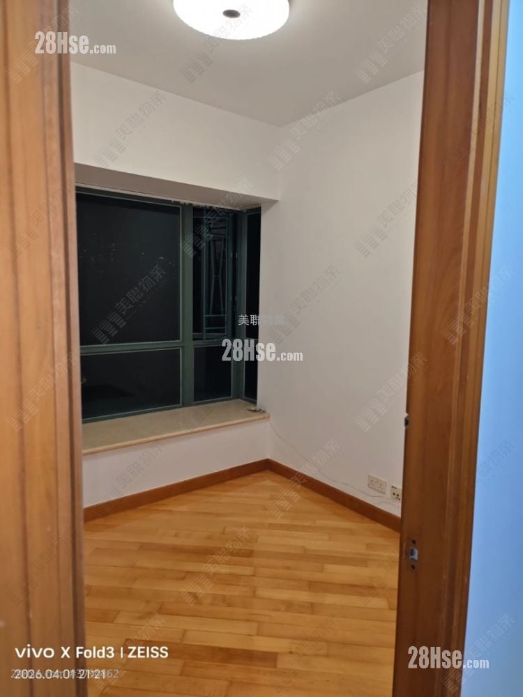 Kingston Lodge Rental 3 Bedrooms , 2 Bathrooms 786 ft²