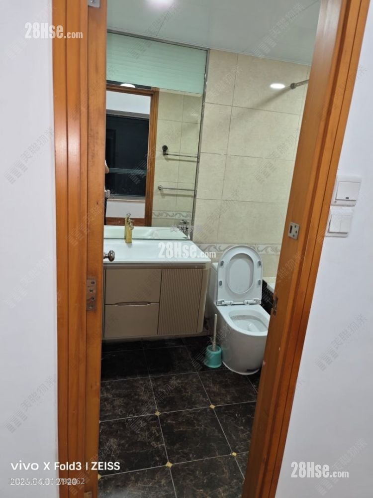 Kingston Lodge Rental 3 Bedrooms , 2 Bathrooms 786 ft²