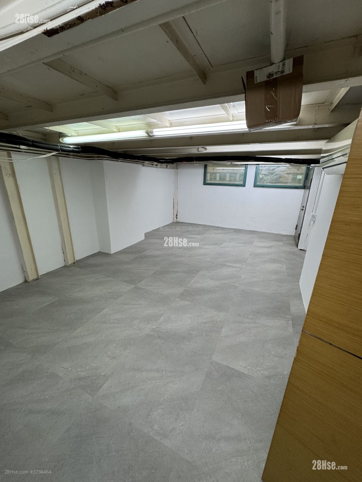 Trust Centre Rental 954 ft²