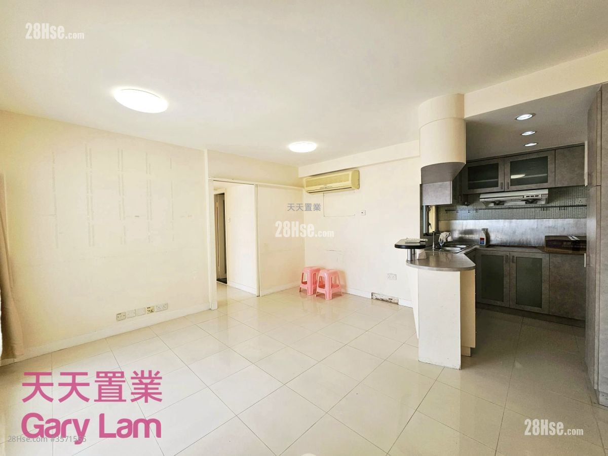 Sai Kung Garden Rental 3 Bedrooms , 2 Bathrooms 570 ft²