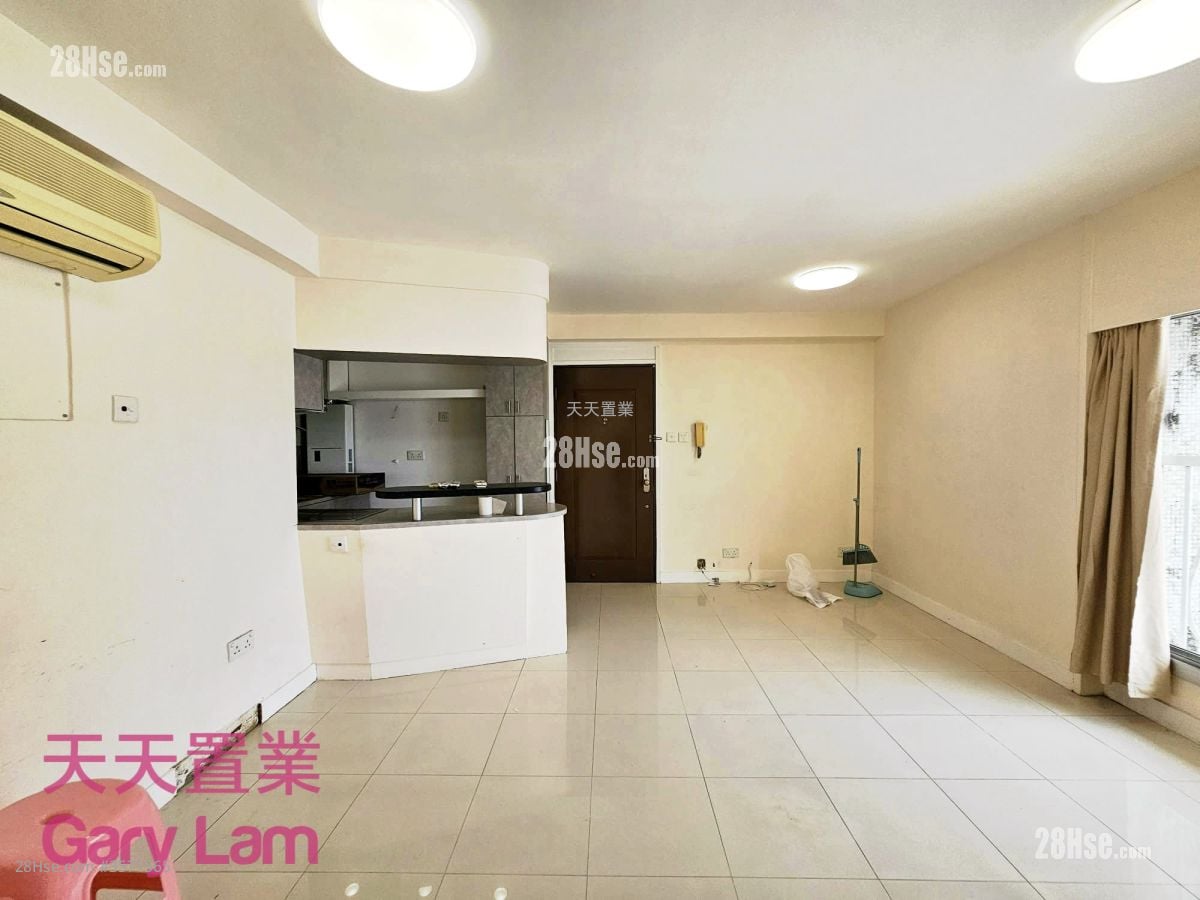 Sai Kung Garden Rental 3 Bedrooms , 2 Bathrooms 570 ft²