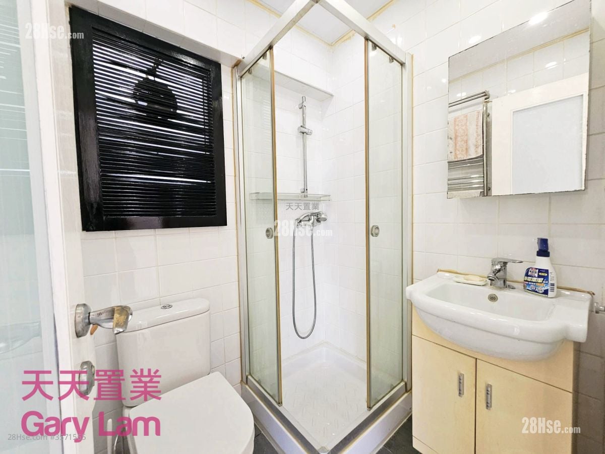 Sai Kung Garden Rental 3 Bedrooms , 2 Bathrooms 570 ft²