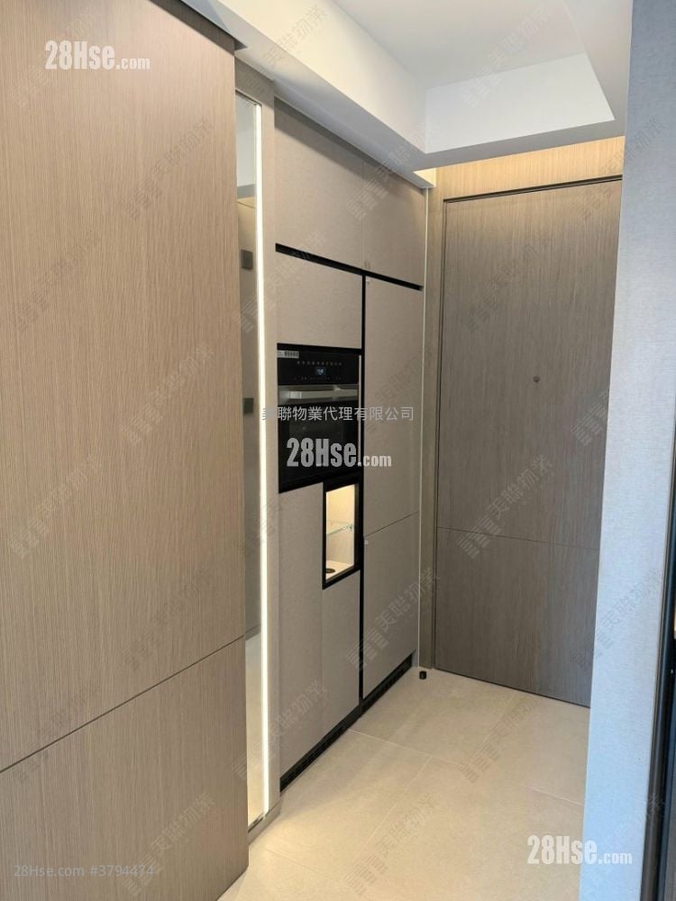 Cullinan Sky Sell 1 Bedroom 298 ft²