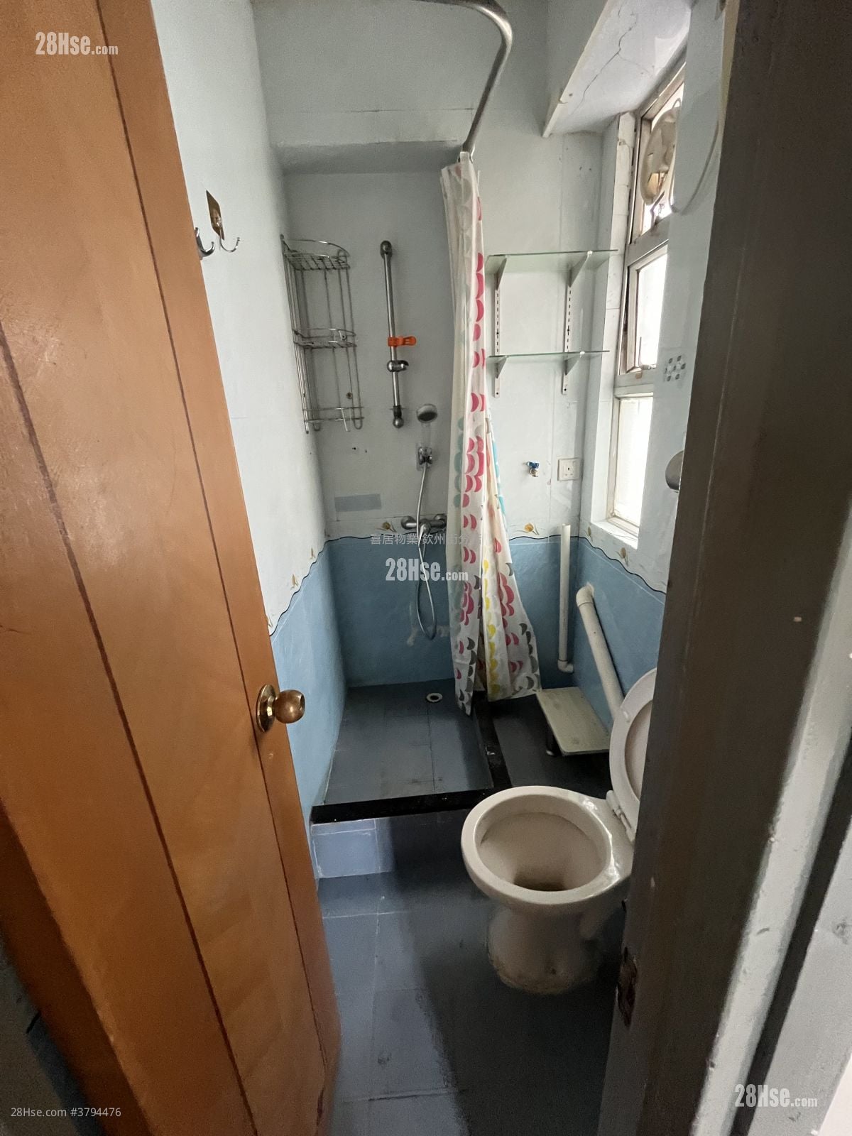 Chi Tat Building Rental 2 Bedrooms 224 ft²